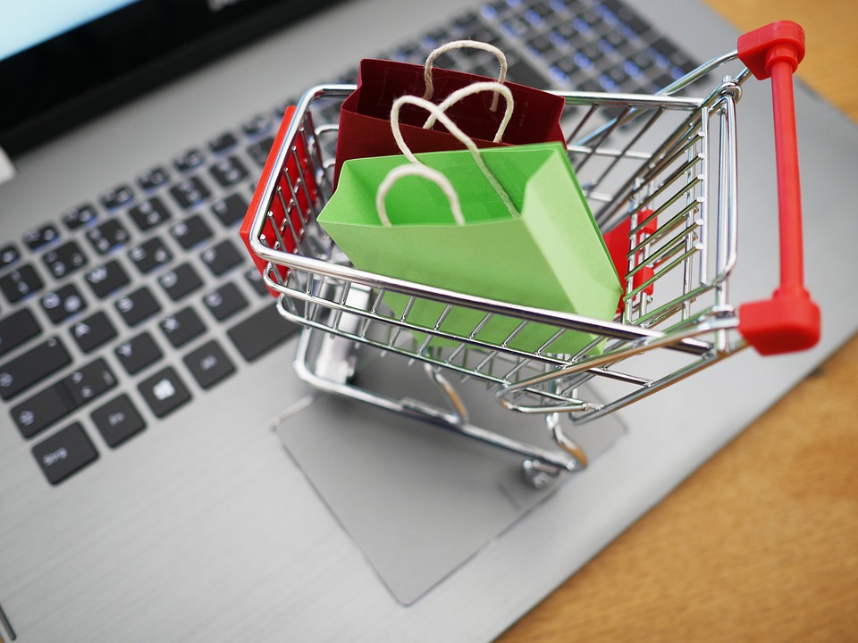 How to save money while shopping online